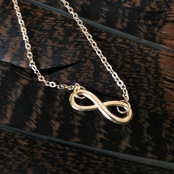 Infinity Stackable and Adjustable Anklet or Bracelet ♾ - Picture 3 of 4